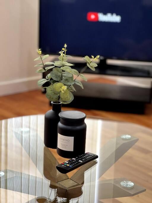 Entire Flat, 2 Bedroom & 2 Bathrooms In Birmingham Ngoại thất bức ảnh