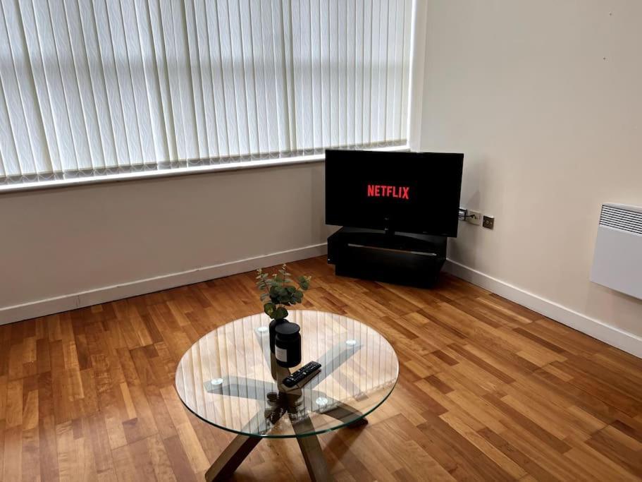 Entire Flat, 2 Bedroom & 2 Bathrooms In Birmingham Ngoại thất bức ảnh